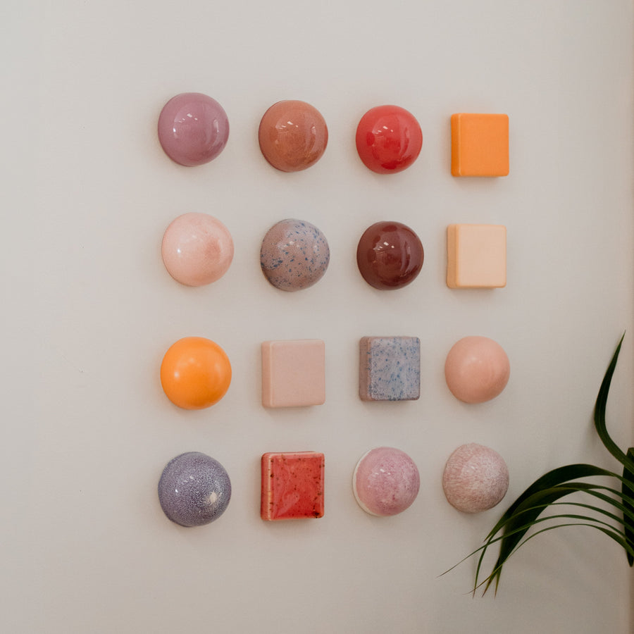 Mixed dome & checker sets