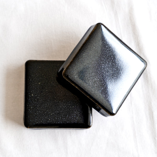 Wall Checker Black Tide