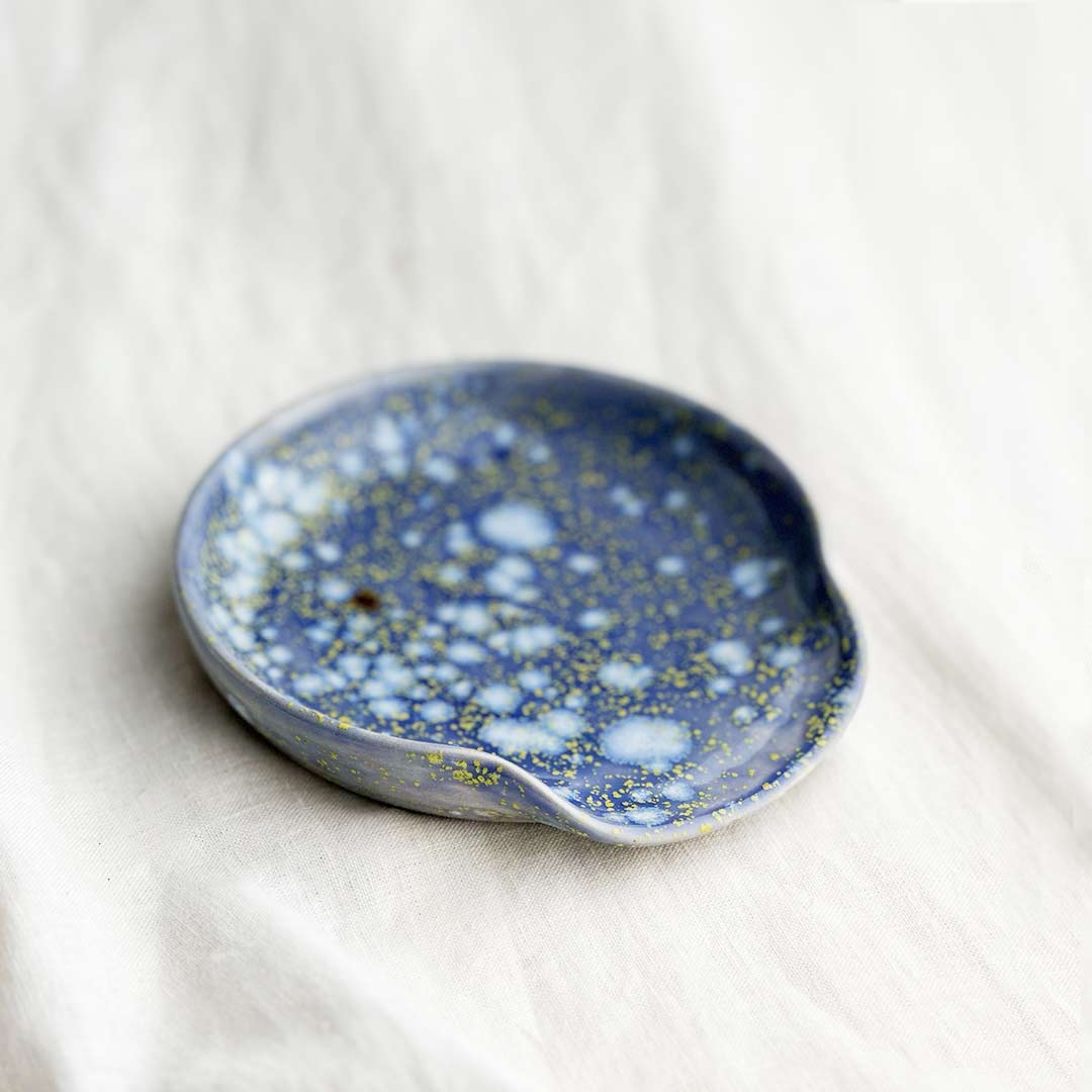 Spoon Rest Blue Hydrangea – Sam Mayell Ceramics