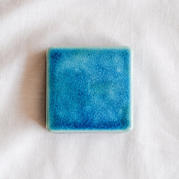 Wall Checker Crater-lake-crackle