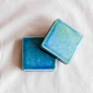 Wall Checker Crater-lake-crackle