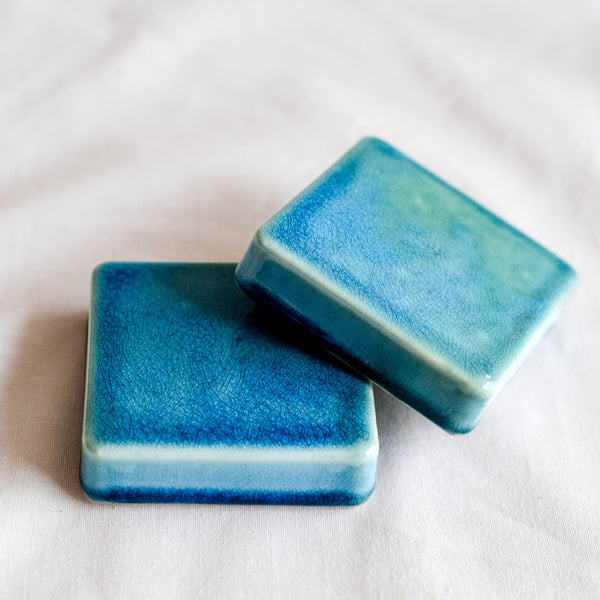 Wall Checker Crater-lake-crackle