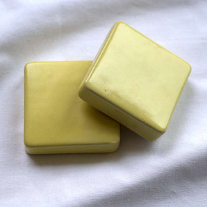 Wall Checker Glossy Yelllow