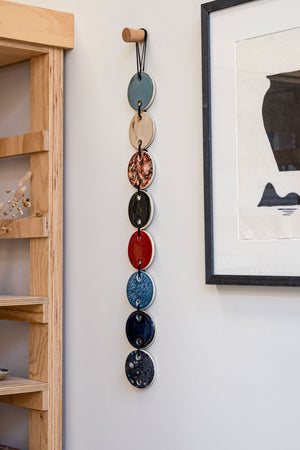 Deep Hues 8 Link Daisy Chain