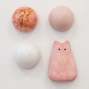 Blush Ceramic Dome Set With Creature (4)
