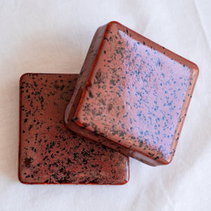 Wall Checker Peppered plum