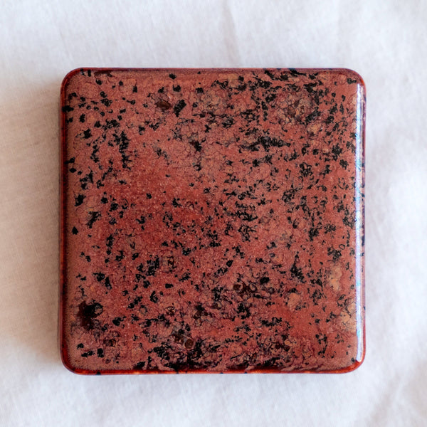 Wall Checker Peppered plum