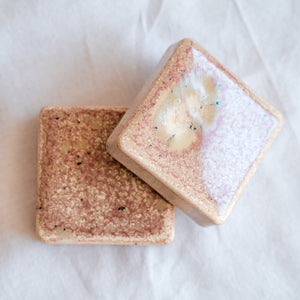 Wall Checker Comet Dust