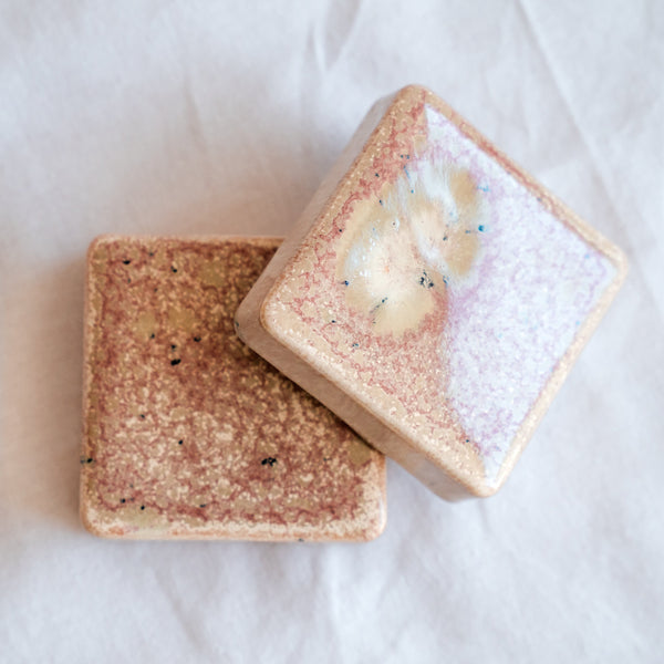 Wall Checker Comet Dust