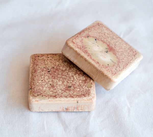 Wall Checker Comet Dust