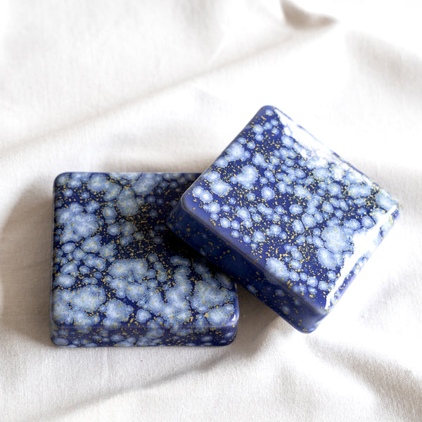 Wall Checker Blue Hydrangea