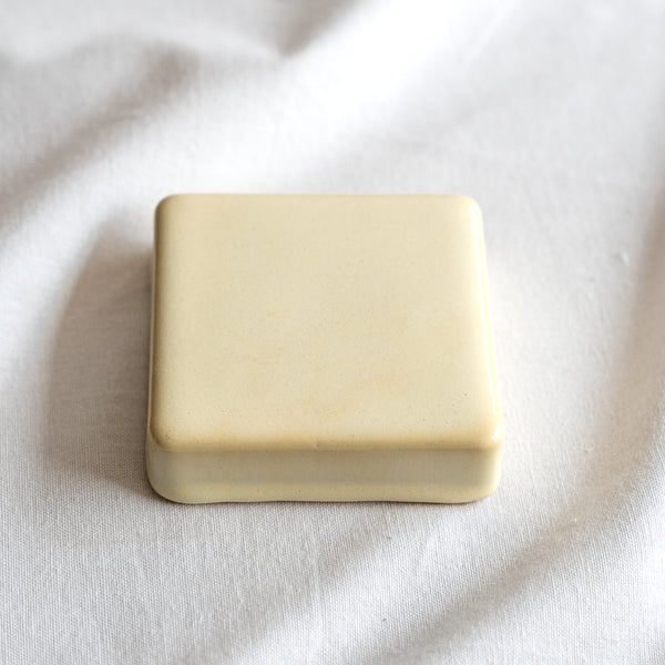 Wall Checker Frosted Lemon