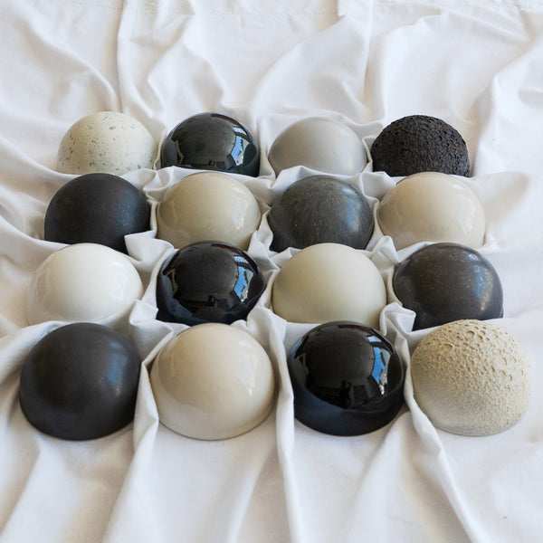 Ceramic Dome Black/White Collection (16)