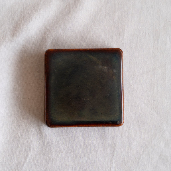 Wall Checker Root-Beer